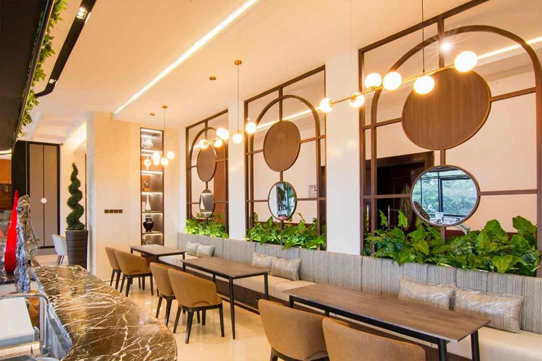فندق جراند روكي بوكيتينجى بوغيتّينغي المظهر الخارجي الصورة